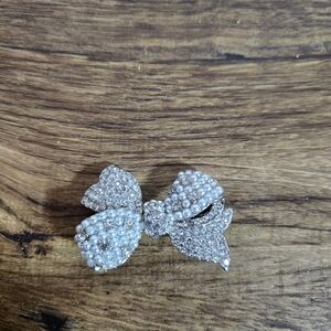 rhinestone and faux pearl bow brooch